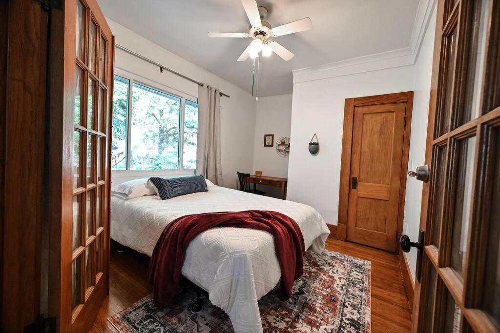 B St. Bungalow - Charming 6 Bd In Heart Of Lincoln. Walk To Gardens And Zoo, 8 Minute Drive To Campus/Downtonw Vila Exterior foto