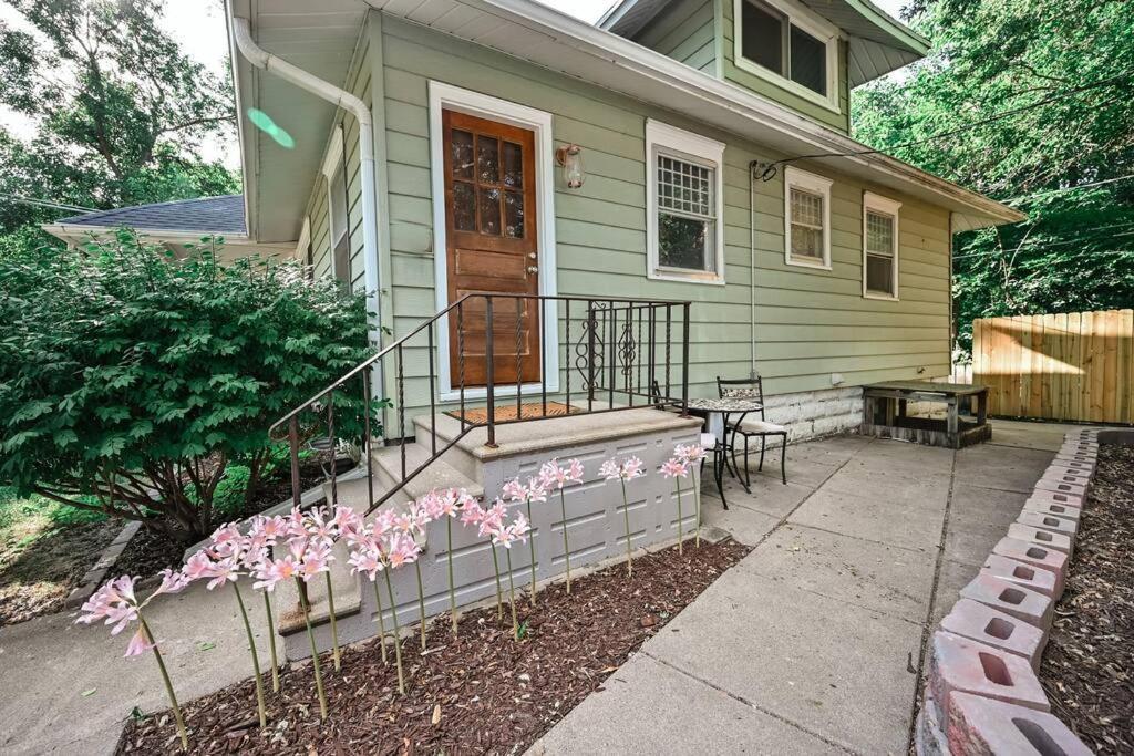 B St. Bungalow - Charming 6 Bd In Heart Of Lincoln. Walk To Gardens And Zoo, 8 Minute Drive To Campus/Downtonw Vila Exterior foto